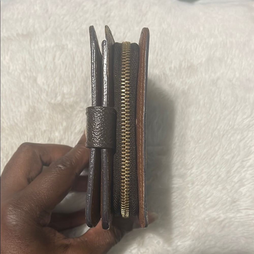 Authentic Louis Vuitton Monogram Compact Zip Bifold Wallet - Picture 6 of 14